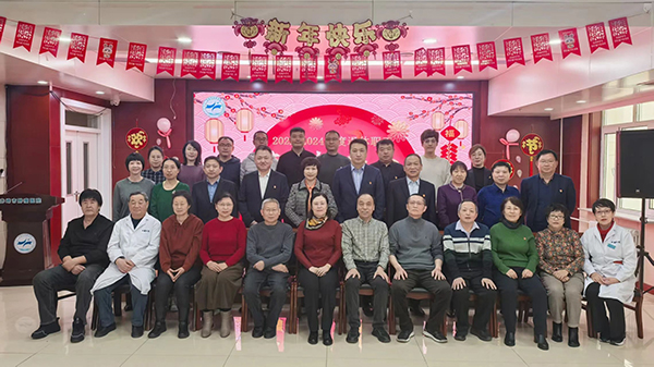 “歲月鑒初心，榮休敬韶華”赤峰市腫瘤醫(yī)院舉行退休職工榮休典禮